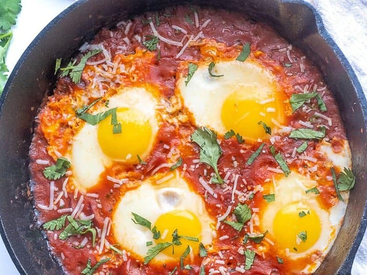 Easy Traditional Shakshuka (Eggs In Purgatory) ~ The Moody Blonde
